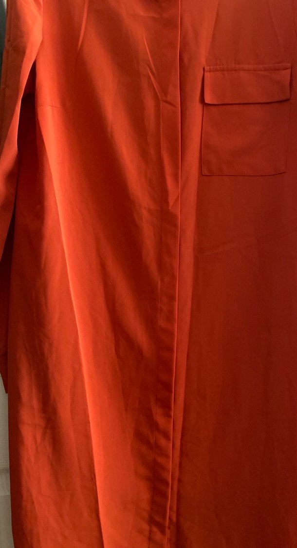 Uzun Kollu Kırmızı Düğmeli Kadın Tunik - Görsel 3