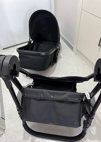 Siyah Bebek Arabası ve Taşıma Koltuğu - Görsel 4