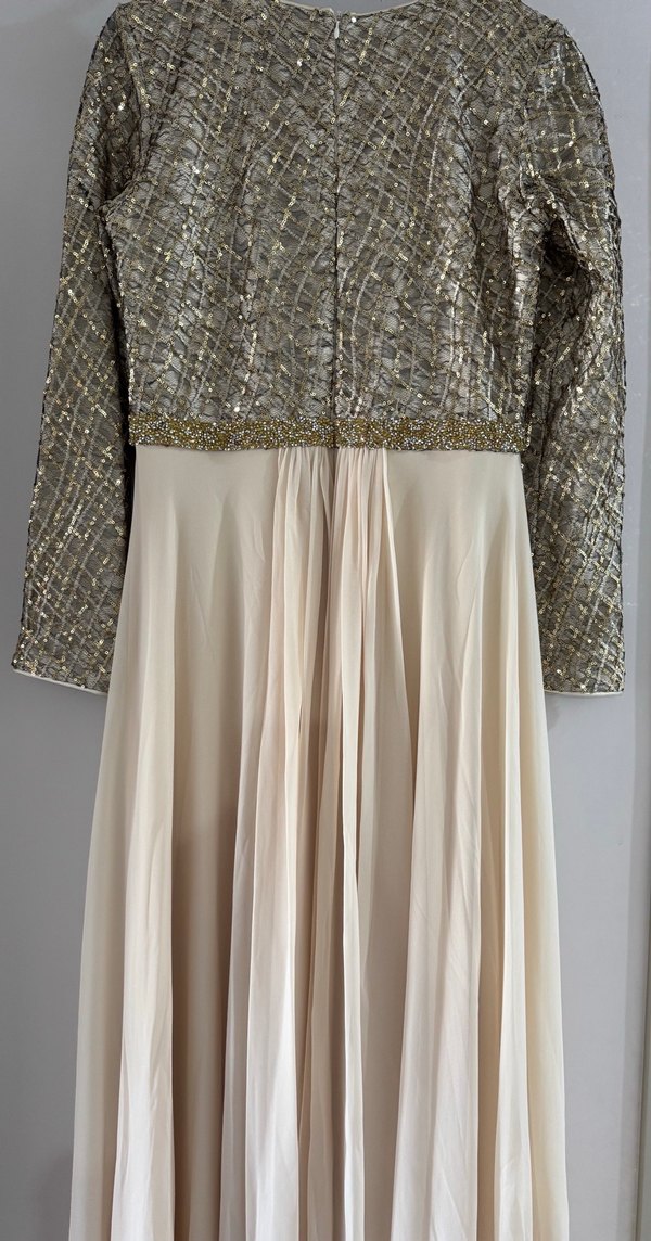 Uzun Kollu Bej Kadın Abiye Elbise - Görsel 3