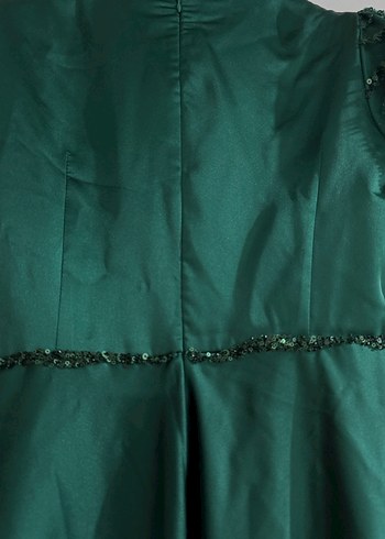 Uzun Kollu Yeşil İşlemeli Abiye Elbise - Görsel 9