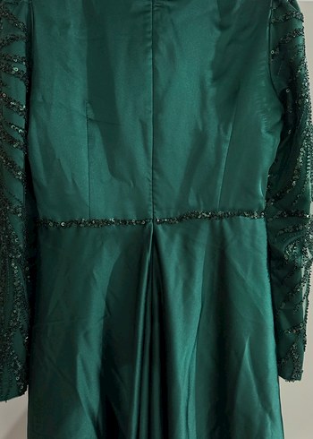 Uzun Kollu Yeşil İşlemeli Abiye Elbise - Görsel 7