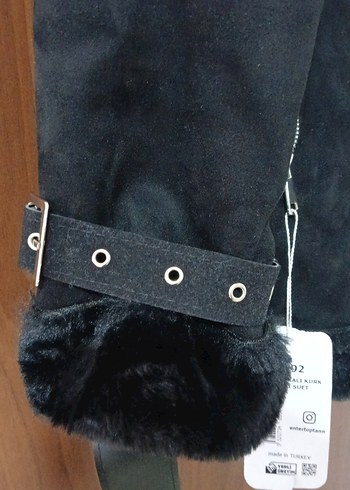 Siyah Süet Kürklü Kadın Ceket - Görsel 5