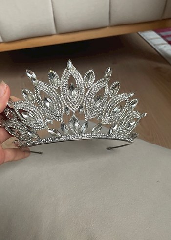 Payetli Gri Gelin Tacı - Görsel 4