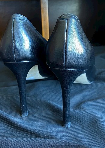 37 Beden Siyah Deri Stiletto Topuklu Kadın Ayakkabı