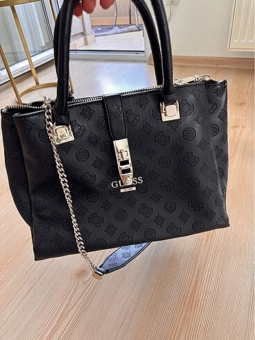 Guess orijinal kol çantası