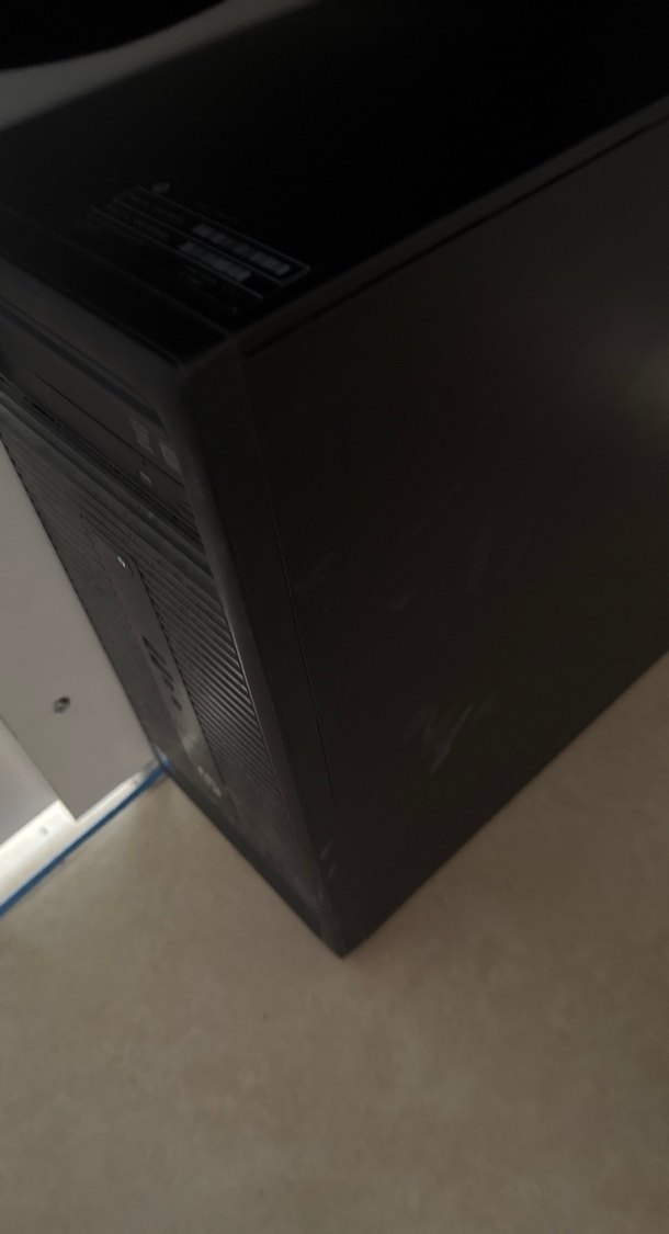 Kırmızı Mini Masaüstü Aksesuarı - Görsel 2