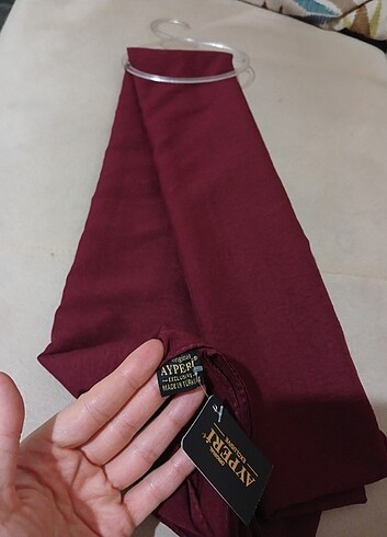 Bordo ipeksi şal