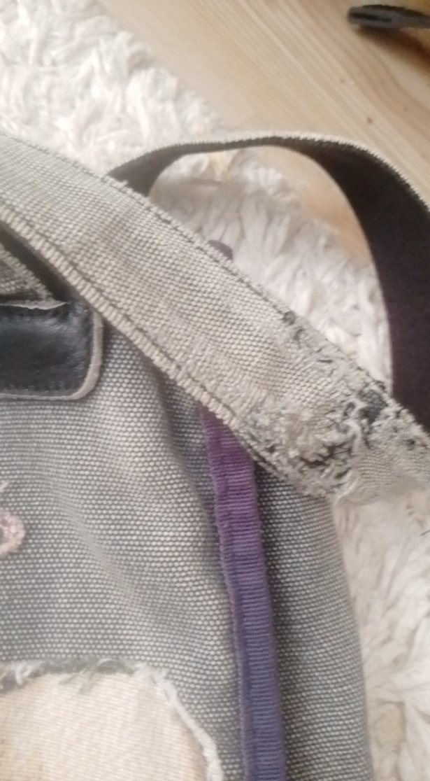 Gri Çantası - Görsel 3