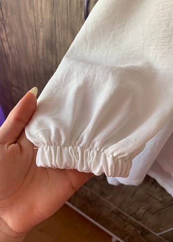 42 Beden Beyaz kot detaylı gömlek