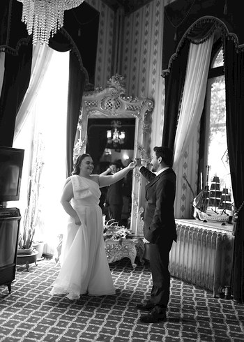 Şeffaf Detaylı Uzun Beyaz Nişan Elbisesi - Görsel 3