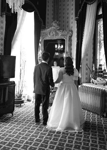 Şeffaf Detaylı Uzun Beyaz Nişan Elbisesi - Görsel 2