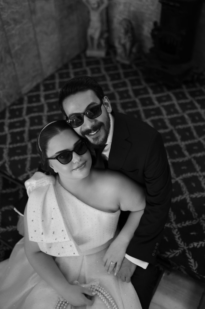 Şeffaf Detaylı Uzun Beyaz Nişan Elbisesi - Görsel 4