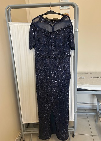 Kadın Uzun Payetli Abiye Elbise - Görsel 3