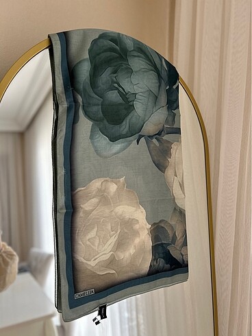 E.L.F Lotus yeşil