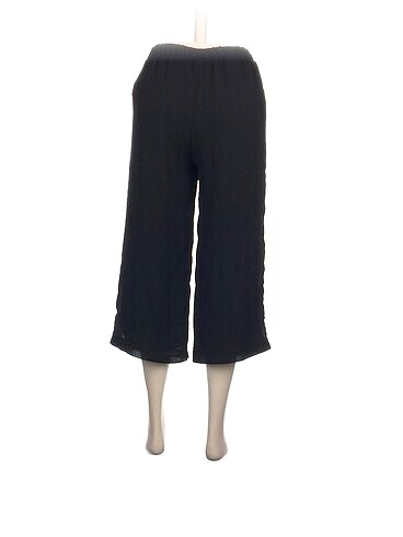 xs Beden Bershka Bermuda / Kapri %70 İndirimli.