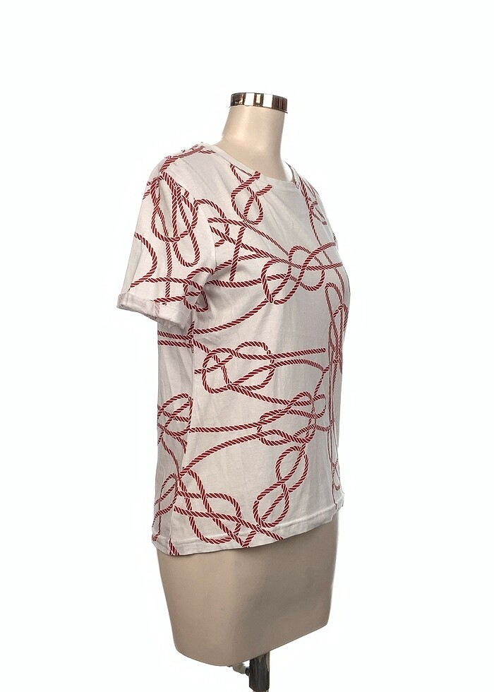 Bershka T-shirt %70 İndirimli. - Görsel 2