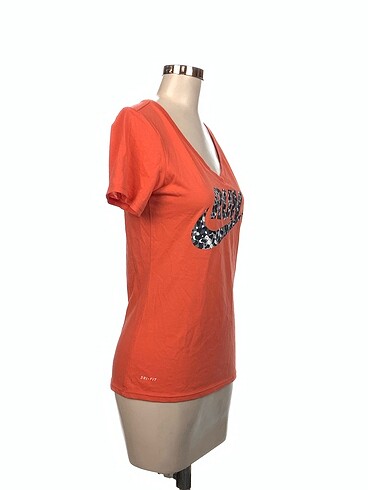 Nike T-shirt %70 İndirimli. - Görsel 2