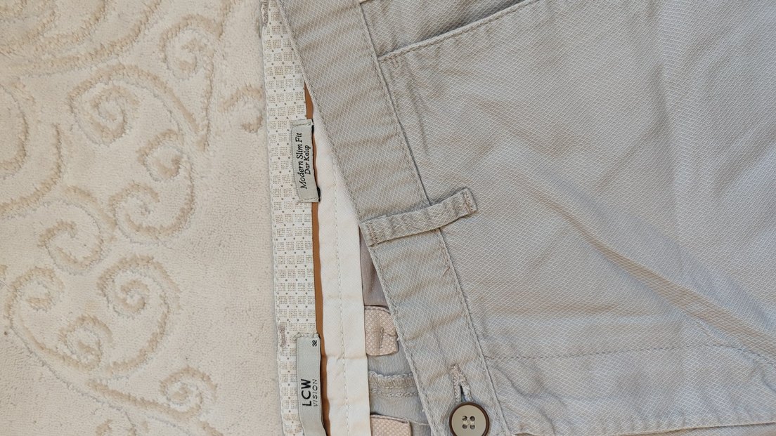 LC Waikiki Erkek Bermuda Şort - Görsel 2