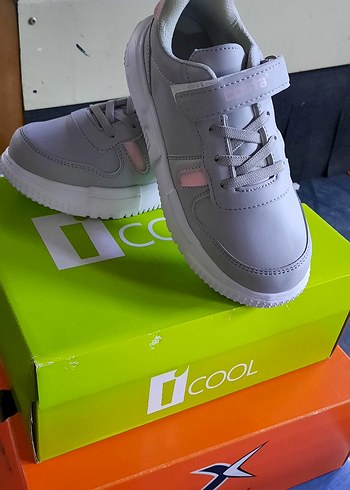 Diğer Gri Kız Spor Ayakkabı Velcro Bantlı