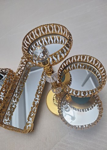 İşlemeli Altın Renkli Parlak Servis Seti - Görsel 2