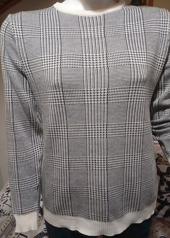 Gri Ekose Desenli Kadın Triko Kazak - Görsel 2