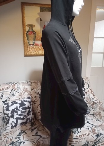 Siyah Payetli Kapüşonlu Kadın Tunik - Görsel 5