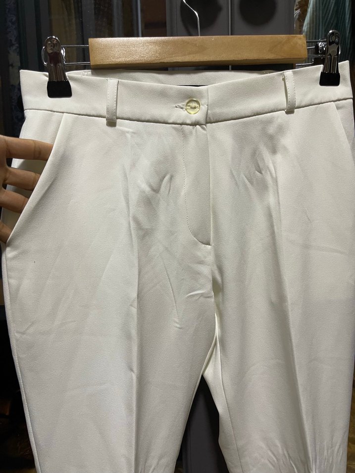 Beyaz Kumaş Pantolon - Görsel 3