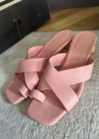 Pudra Pembe Kadın Topuklu Terlik - Görsel 6