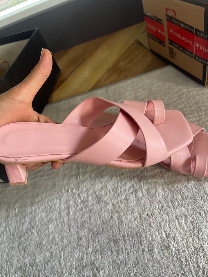 Pudra Pembe Kadın Topuklu Terlik - Görsel 2