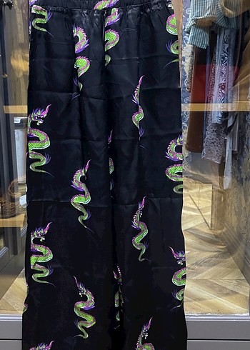 Bershka Saten Pantolon - Görsel 3