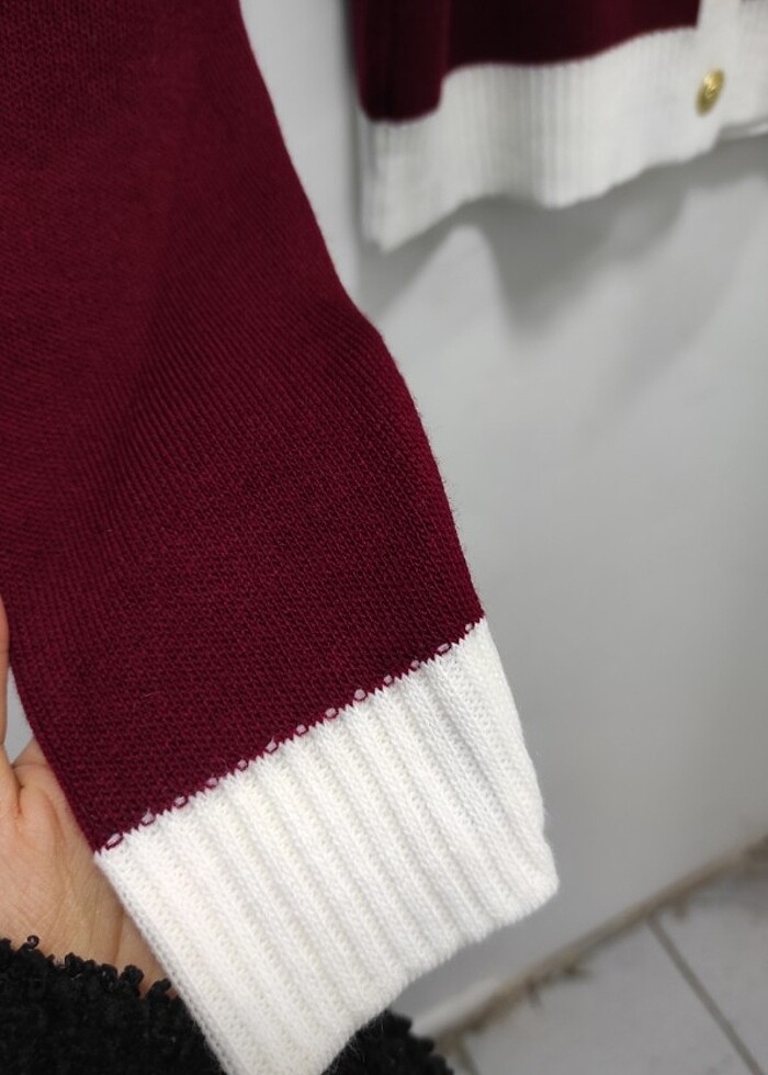 Bisiklet Yaka Düğme Detaylı Triko Hırka  - Görsel 4