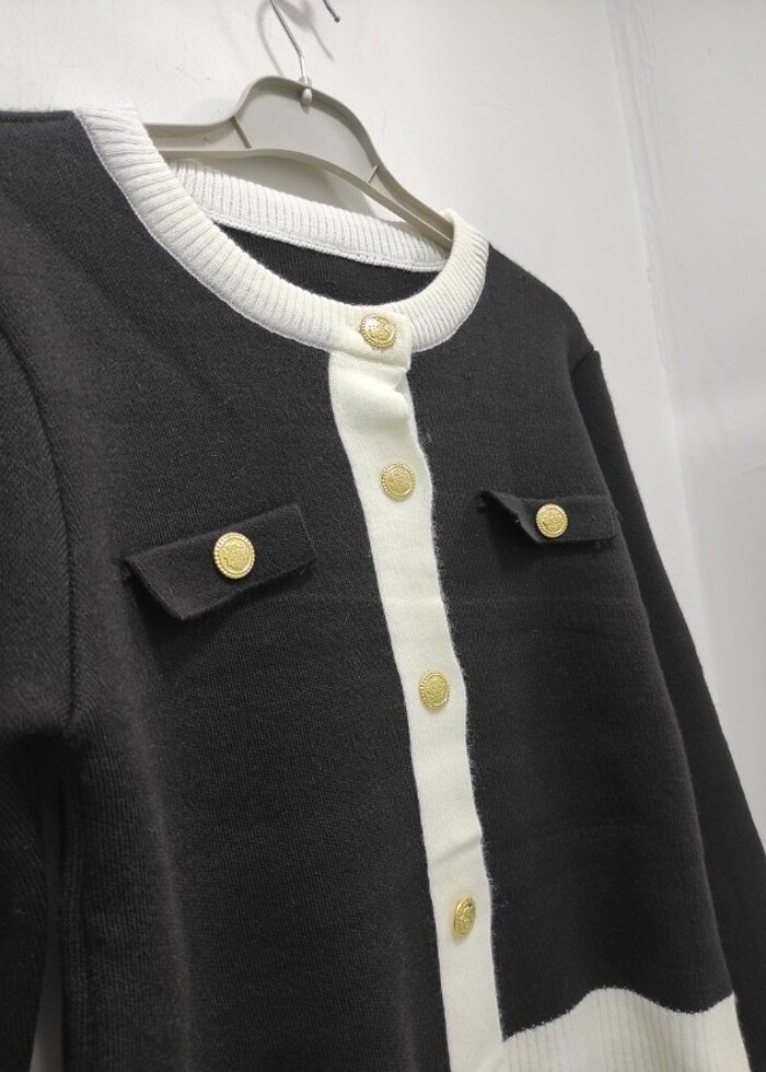 Bisiklet Yaka Düğme Detaylı Triko Hırka  - Görsel 2