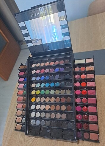 Beden Renk Makyaj Seti / Sephora