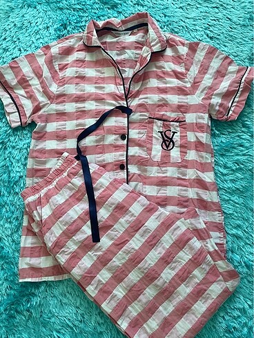 Trendyol & Milla Pijama takımı
