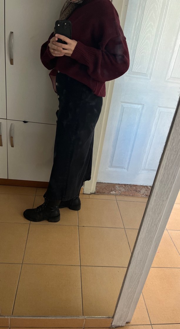 Düğmeli Siyah Süet Midi Etek - Görsel 2