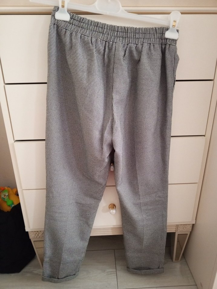 Gri Kadın Kemerli Midi Kumaş Pantolon - Görsel 4