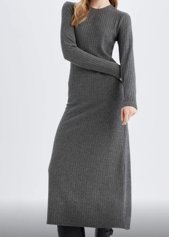 Defacto vucüda oturan fit elbise - Görsel 4