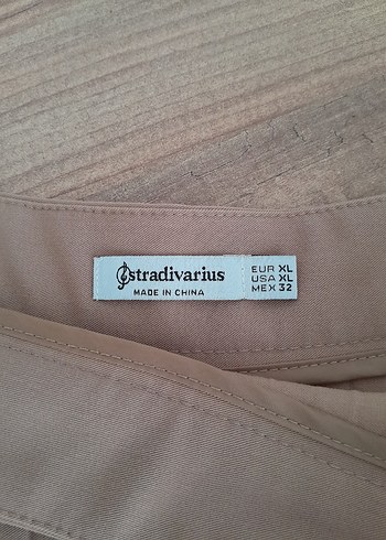 Stradivarius Bej Pilili Midi Etek