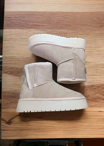 33 Beden Bej Süet Platform ugg