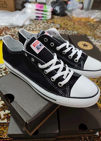 Converse Siyah Bağcıklı Kadın Sneakers