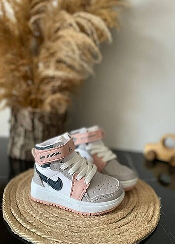 30 Beden Nike air bot çocuk spor ayakkabı