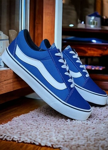 Vans old