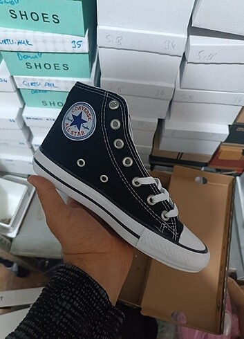 Convers spor ayakkabı