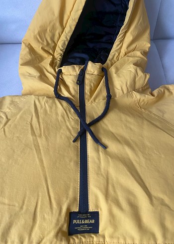 Pull and Bear Sarı Kapüşonlu Fermuarlı Erkek mont