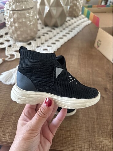 21 Beden siyah Renk Zara 21 numara bez spor ayakkabı
