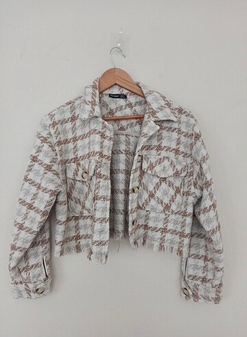 Tüvit crop ceket . İyi durumda . Butik ürünüdür