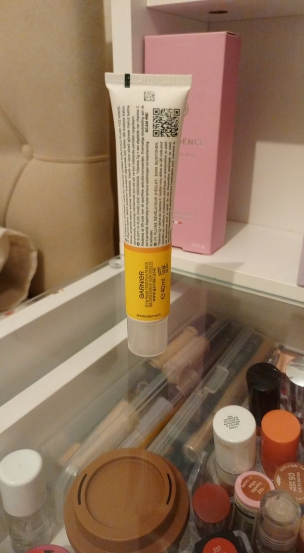 Garnier Vitamin C Güneş Koruyucu SPF 50 - Görsel 2