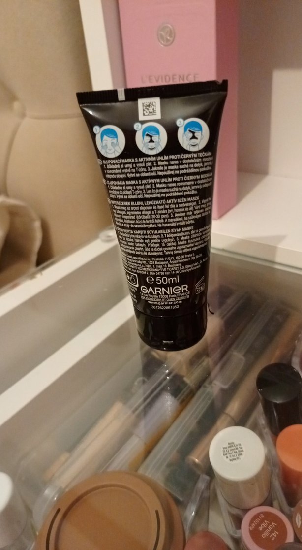 Garnier Pure Active Charcoal Siyah Nokta Maskesi - Görsel 2