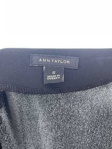s Beden siyah Renk Ann Taylor Bluz %70 İndirimli.