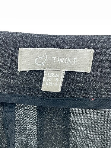 36 Beden siyah Renk Twist Düz Kesim %70 İndirimli.
